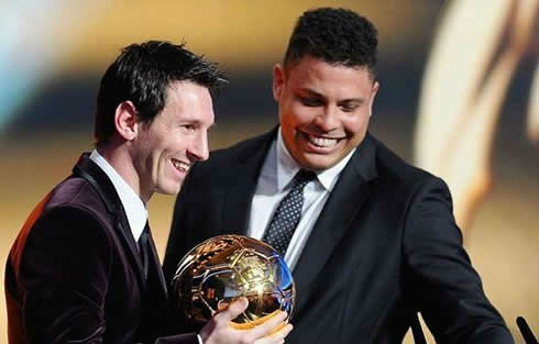 Ronaldo bầu chọn QBV cho… Messi - 1