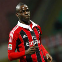 Bóng đá - Balotelli sút phạt top 5 Serie A V14