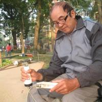 Tin tức trong ngày - BS ném xác: Máy địa bức xạ tìm xác như thế nào?