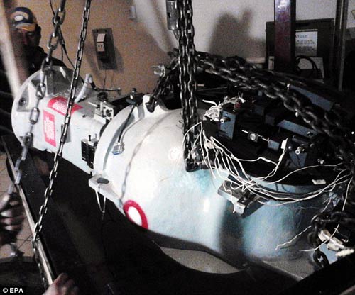 Mexico: Cướp xe tải, "dính" phóng xạ chết người - 2