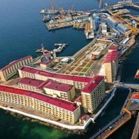 Du lịch - Thị trấn lạ lùng xây trên... giàn khoan