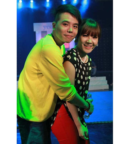 Bóc mẽ các cặp đôi 'tình thật' - 'tình giả' Vbiz - 12