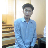 Pháp luật - Y án kẻ dùng mã tấu chém người, cướp điện thoại