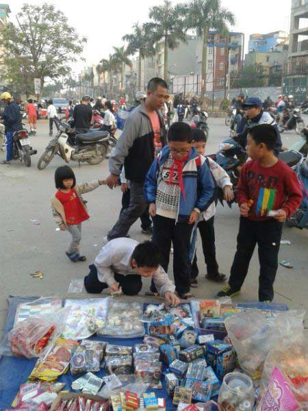 Sườn bò hảo hạng 1000đ/gói tấn công trường học - 2