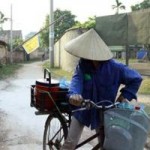 Tin tức trong ngày - Vụ nghe hát chữa bệnh: Gỡ băng rôn &quot;vùng dịch&quot;