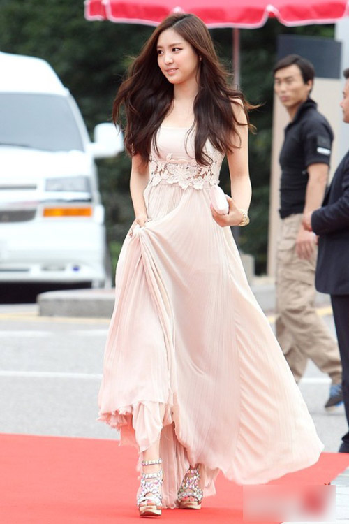 Thảm đỏ 2013: Ngượng vì kiều nữ Hàn - 7