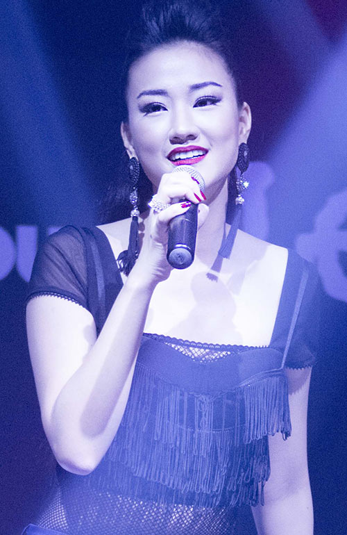 Maya cật lực chạy show ngày đêm - 9