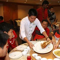 Bóng đá - Tăng dinh dưỡng cho U23 Việt Nam