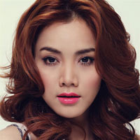 Bí quyết làm đẹp - Trang Nhung "hút khách" hơn nhờ trang điểm
