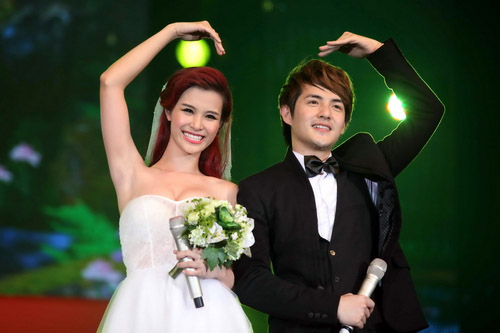 6 cặp tình nhân ngọt nhất sân khấu Vpop - 3