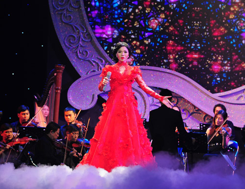 Chi 20 triệu để được xem Lệ Quyên hát - 10