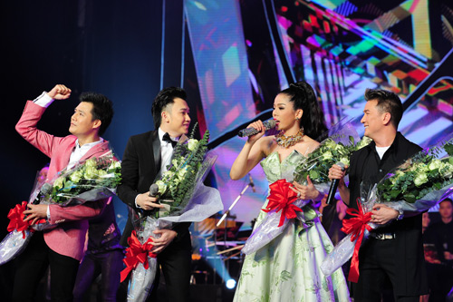 Chi 20 triệu để được xem Lệ Quyên hát - 9