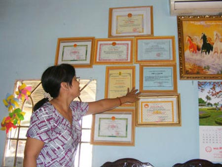 Bán đất mua ô tô để cứu nạn nhân tai nạn - 1