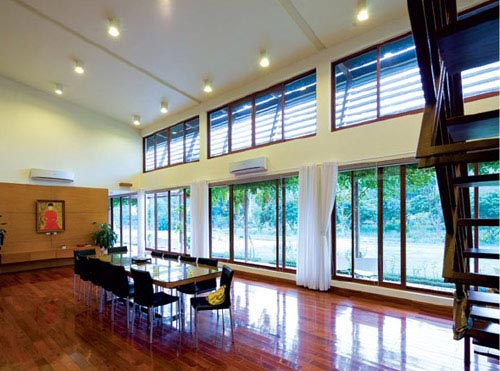 Choáng với gia sản ở quê của 3 sao Việt - 13