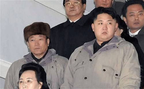 Người dượng quyền lực bị cắt ở phóng sự có Kim Jong-un - 1