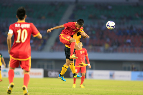 Minh Tuấn tặng bàn thắng cho bạn đã khuất - 1