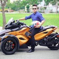 Ô tô - Xe máy - Ngọc Minh Idol bất ngờ khoe môtô khủng tiền tỷ