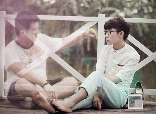 Vật vã đi tìm “hạnh phúc” - 1