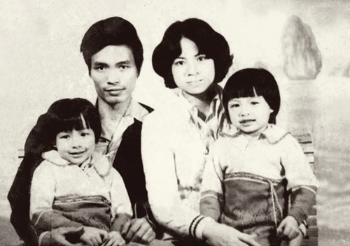 Ảnh thơ bé của cặp mẫu song sinh Hằng - Hạnh - 2