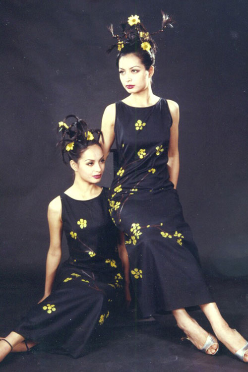 Ảnh thơ bé của cặp mẫu song sinh Hằng - Hạnh - 6