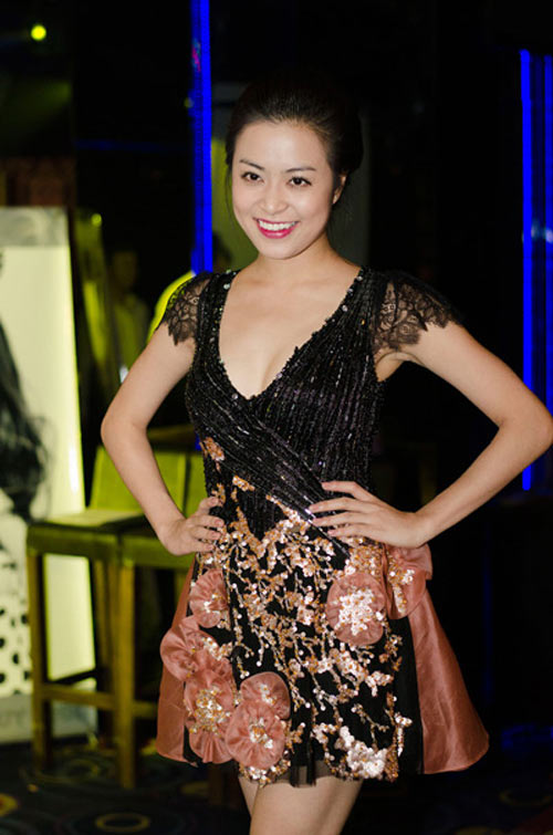 Hoàng Thùy Linh đặt âm nhạc trên tiền - 4