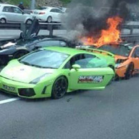 Ô tô - Xe máy - Ba siêu xe Lamborghini tai nạn bốc cháy thành “tro”
