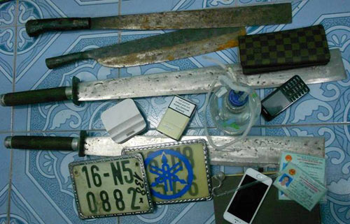 Hỗn chiến bằng súng, kiếm: Bắt Hưng "trọc" - 2