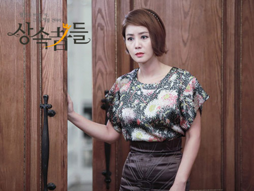 "Cân" 2 bà mẹ sành điệu của The Heirs - 7