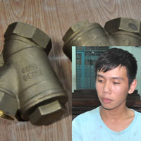 Tin Đà Nẵng - Đổ xăng bằng thiết bị... chữa cháy!