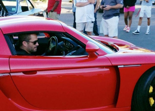 Nụ cười cuối cùng của Paul Walker trên chiếc Porsche - 1