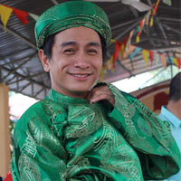 Phim Việt - Đình Toàn làm "phi công trẻ" trong phim Tết