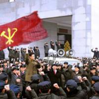 Tin tức trong ngày - Dân Triều Tiên thề liều chết bảo vệ Kim Jong-un
