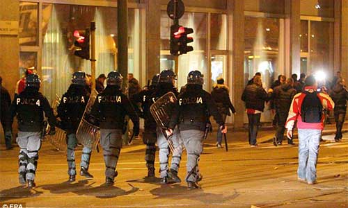 3 CĐV Ajax bị đâm trọng thương tại Milan - 4