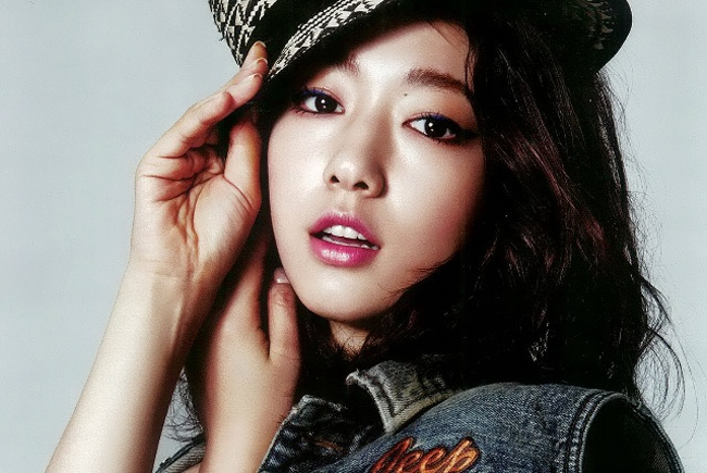 Si mê vì vẻ đẹp của Park Shin Hye - 8
