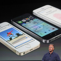 iPhone 5S vượt mặt Galaxy S4 trong tháng 10