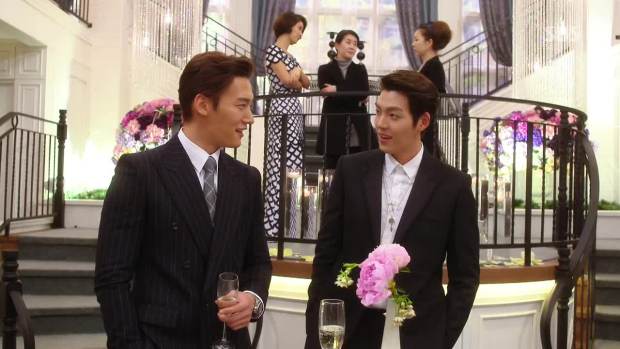 Kim Tan chia tay bằng nụ hôn và nước mắt - 5