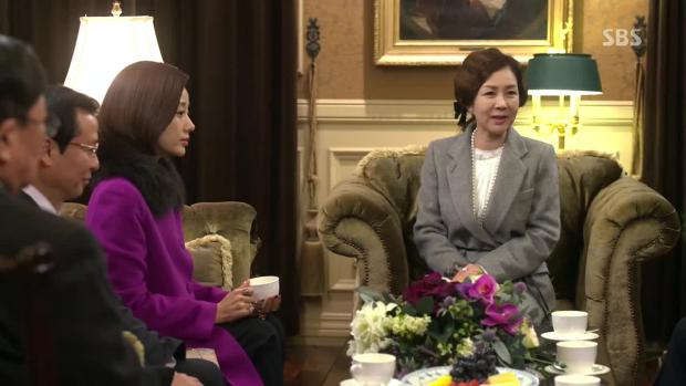 Kim Tan chia tay bằng nụ hôn và nước mắt - 2