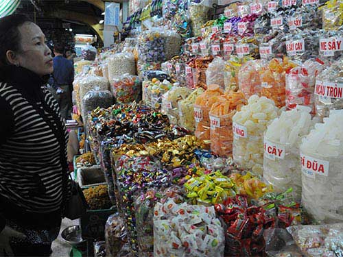 Kẹo mứt Trung Quốc tràn ngập các chợ - 1