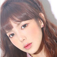 Làm đẹp cùng sao - Tô lòng môi tươi như sao Hàn