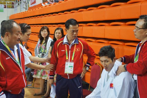 Karatedo VN: Có một ngày "nghẹt thở" - 1