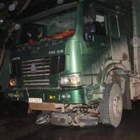 Tin tức trong ngày - Bị ô tô kéo lê dưới gầm 40m, một phụ nữ tử nạn