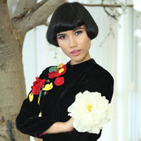 Bí quyết mặc đẹp - Trang Lạ phá cách cùng áo dài tân thời