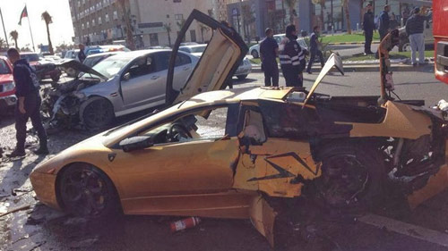 Lamborghini Murcielago gặp nạn vỡ vụn - 1