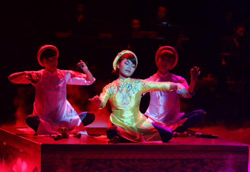 Cô gái 16 tuổi đăng quang Quán quân The Voice - 14