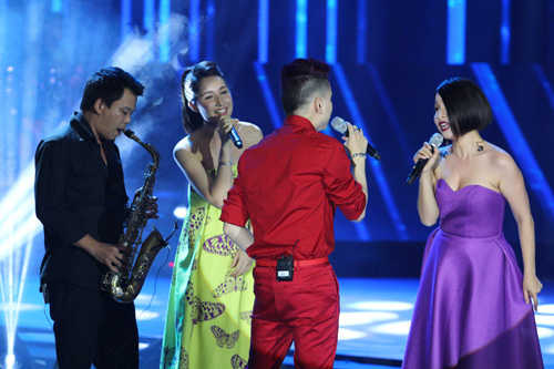 Cô gái 16 tuổi đăng quang Quán quân The Voice - 10