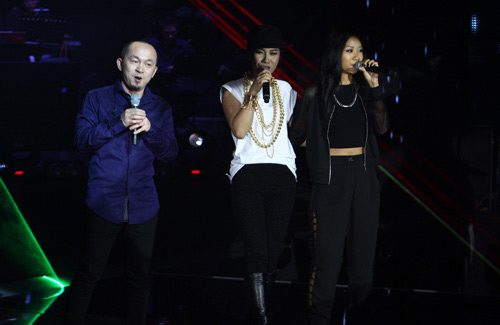 Cô gái 16 tuổi đăng quang Quán quân The Voice - 8