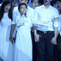 Sao ngoại-sao nội - Vũ Cát Tường mạo hiểm hát nhạc Trịnh