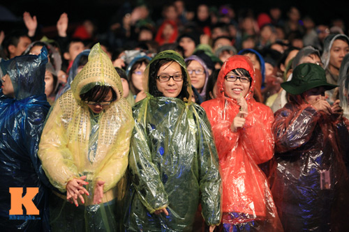 Nữ sinh Thăng Long táo bạo trình diễn nội y - 9