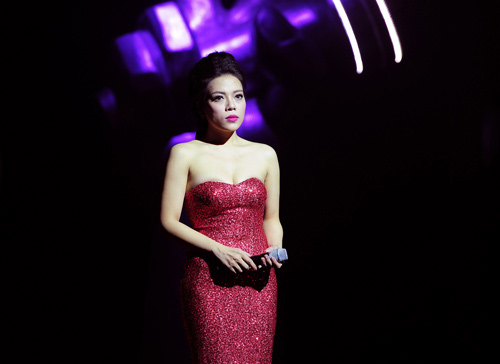 Mỹ nhân Việt đua gợi cảm tuần qua - 2