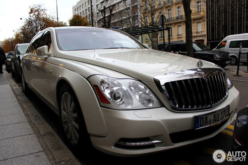 Maybach 62 S Landaulet bất ngờ xuất hiện - 7